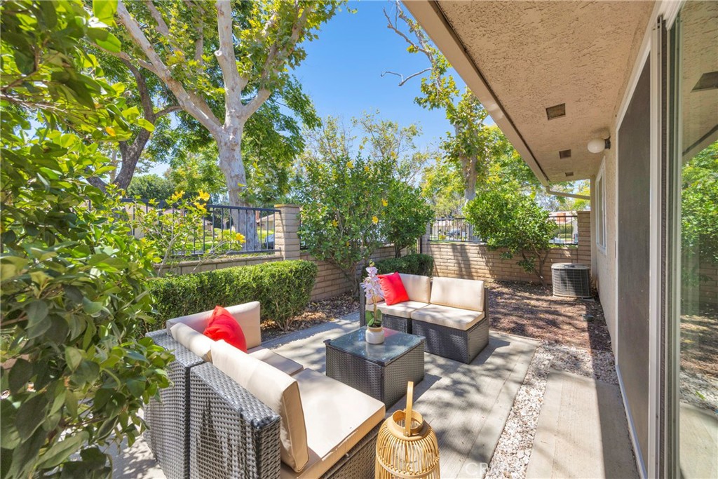 17311 Peach Property Photo 28