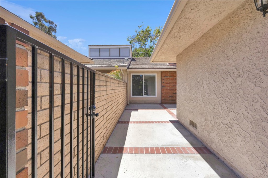 17311 Peach Property Photo 32