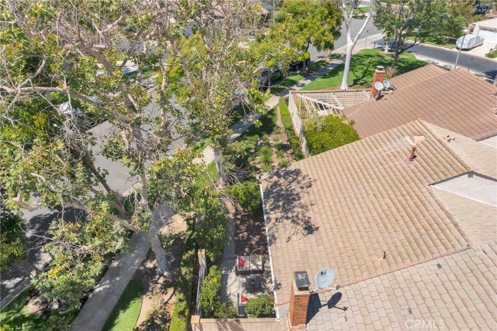 17311 Peach Property Photo 48