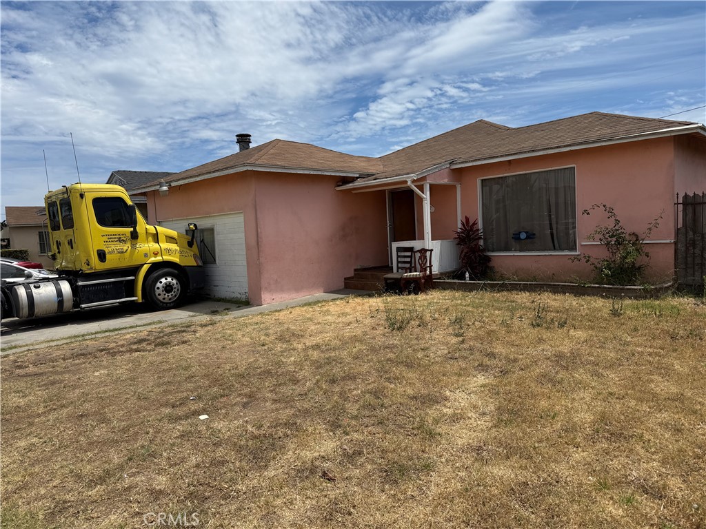 422 E 138th Property Photo 1