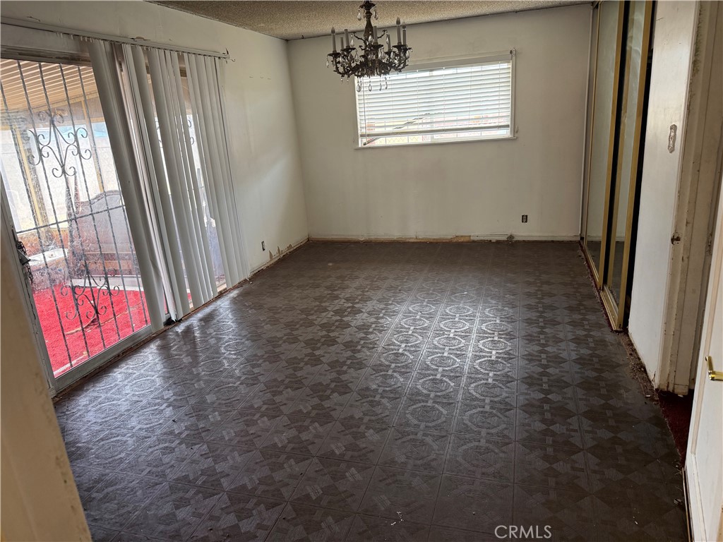 422 E 138th Property Photo 5