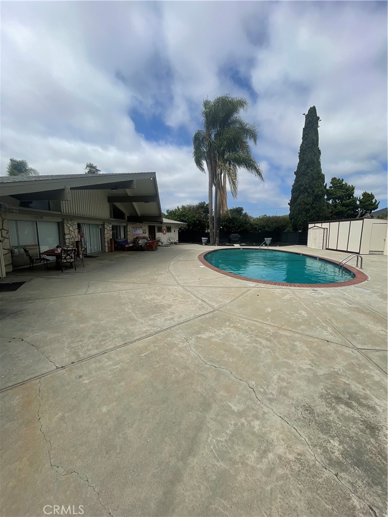 1515 Capalina Road 17 Property Photo 6