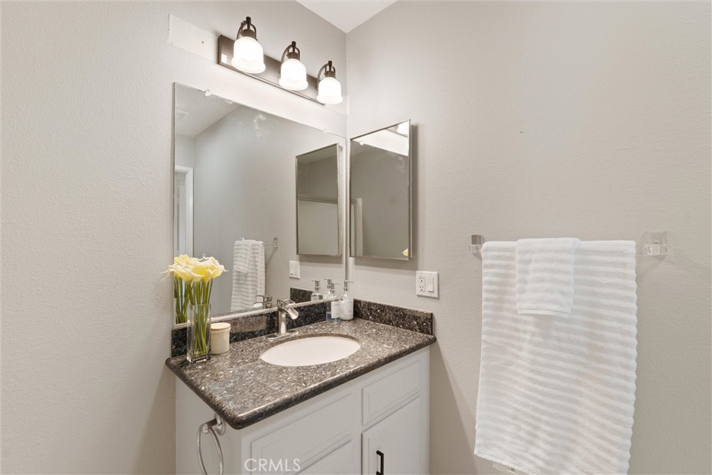 2389 Via Mariposa W 2a Property Photo 18