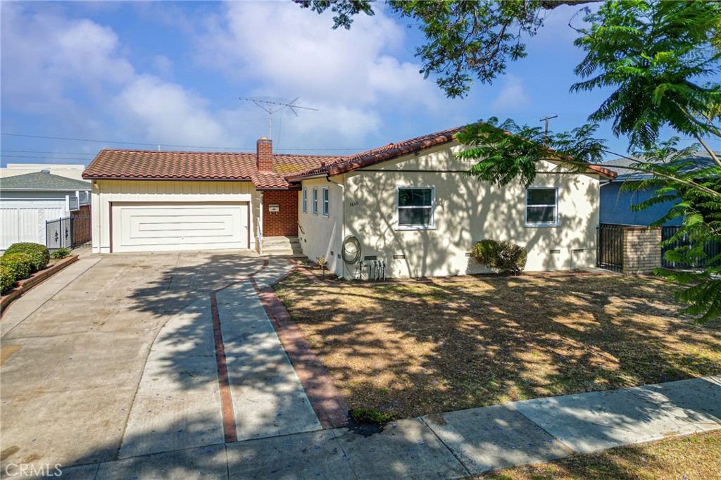 1610 N Linwood Property Photo