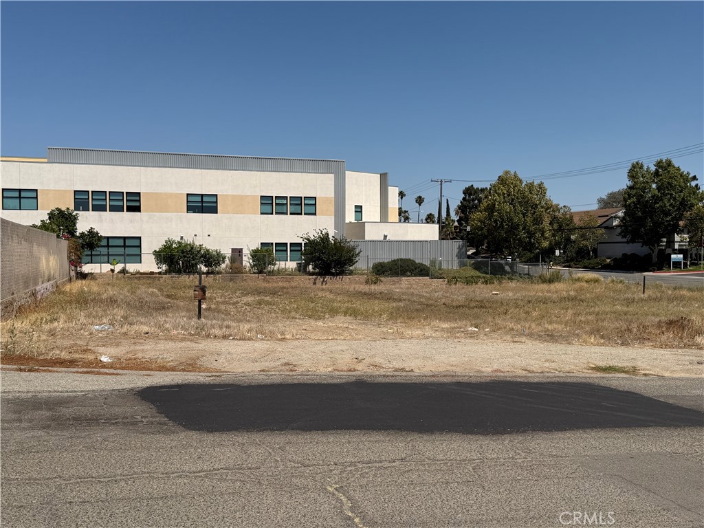 6559 Arlington Avenue Property Photo 1