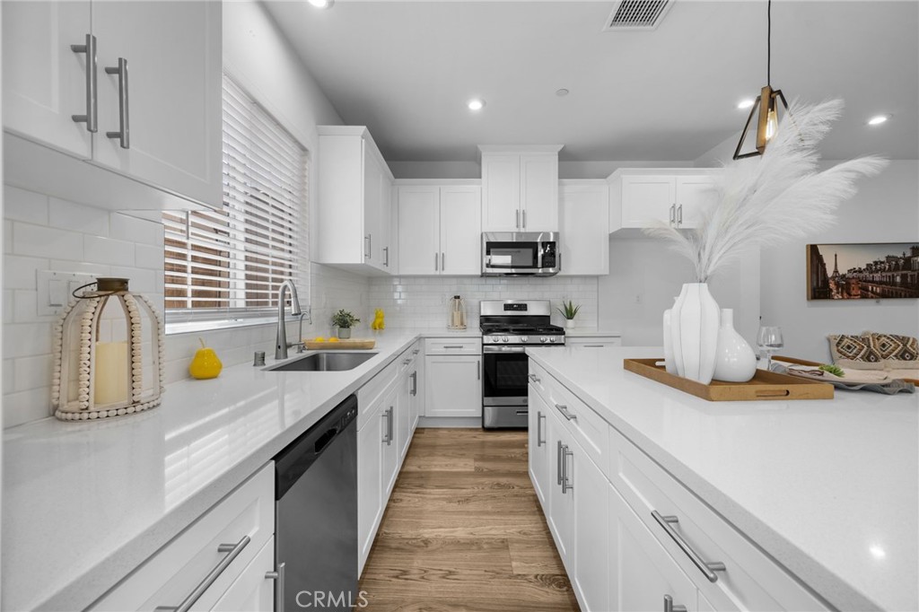 16069 Narni Lane Property Photo 8