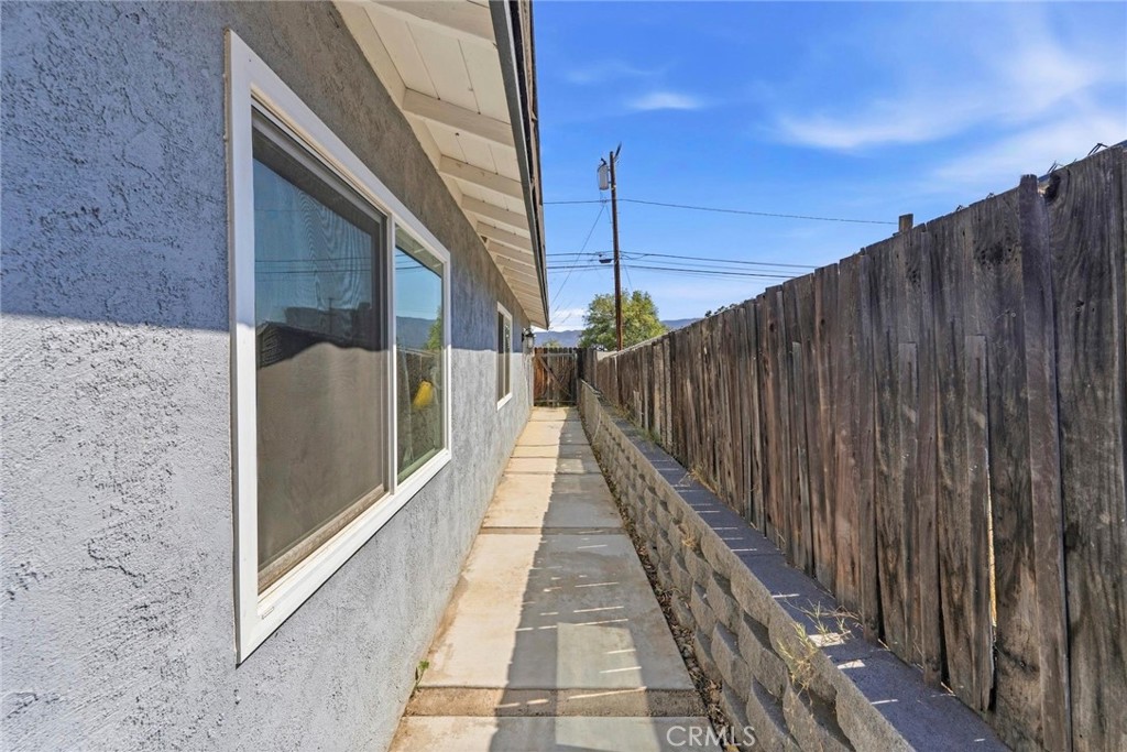 961 Park Property Photo 24