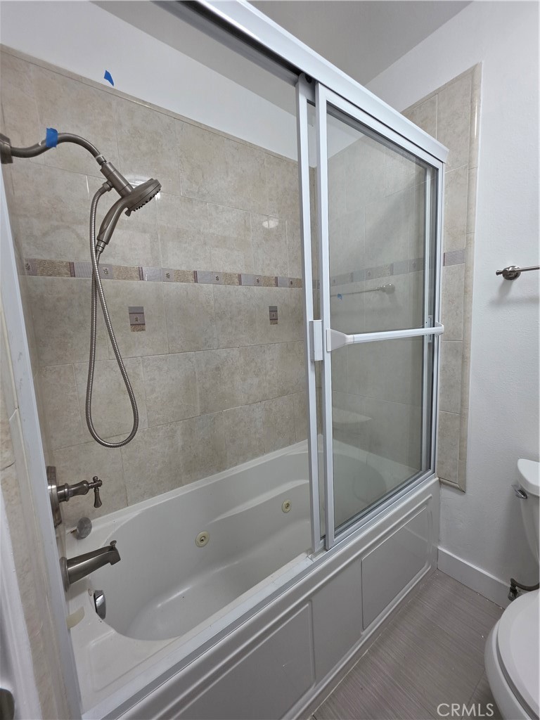 1818 Garvey Avenue B Property Photo 7