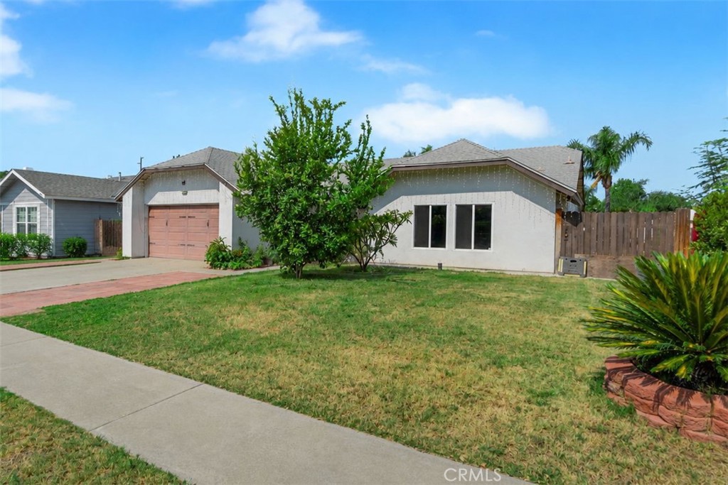 1615 Occidental Property Photo 3