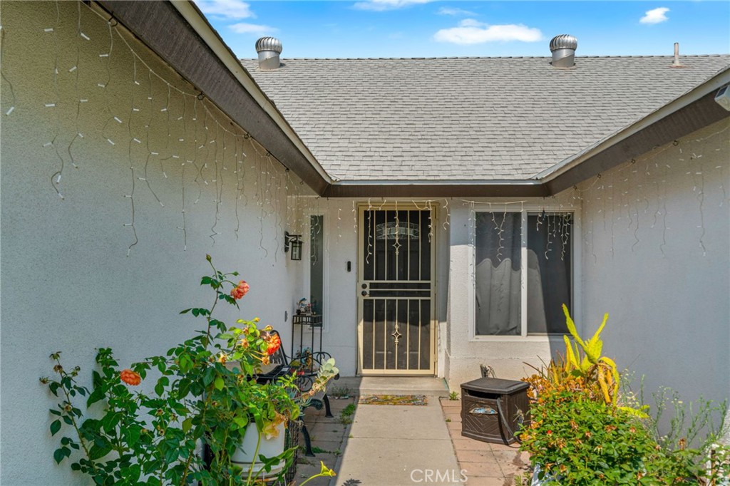 1615 Occidental Property Photo 6