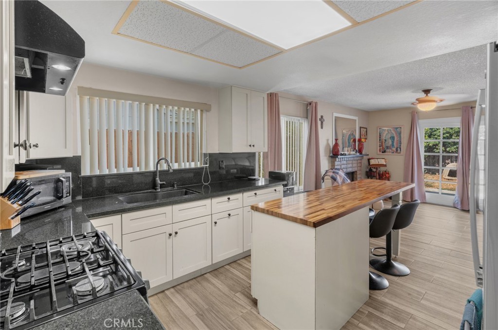 1615 Occidental Property Photo 19