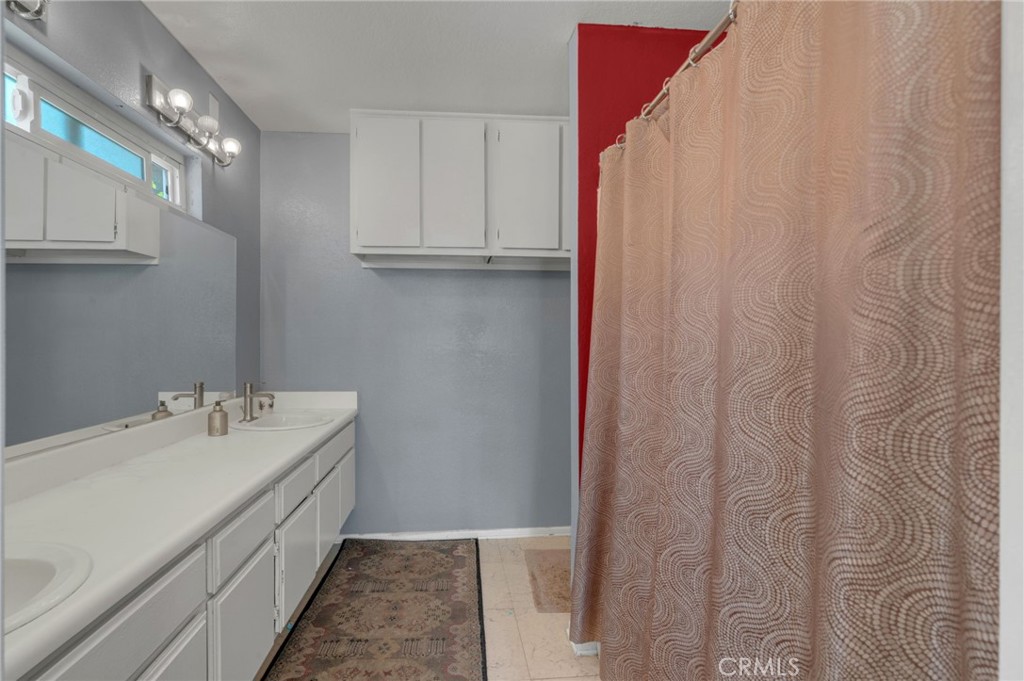 1615 Occidental Property Photo 31