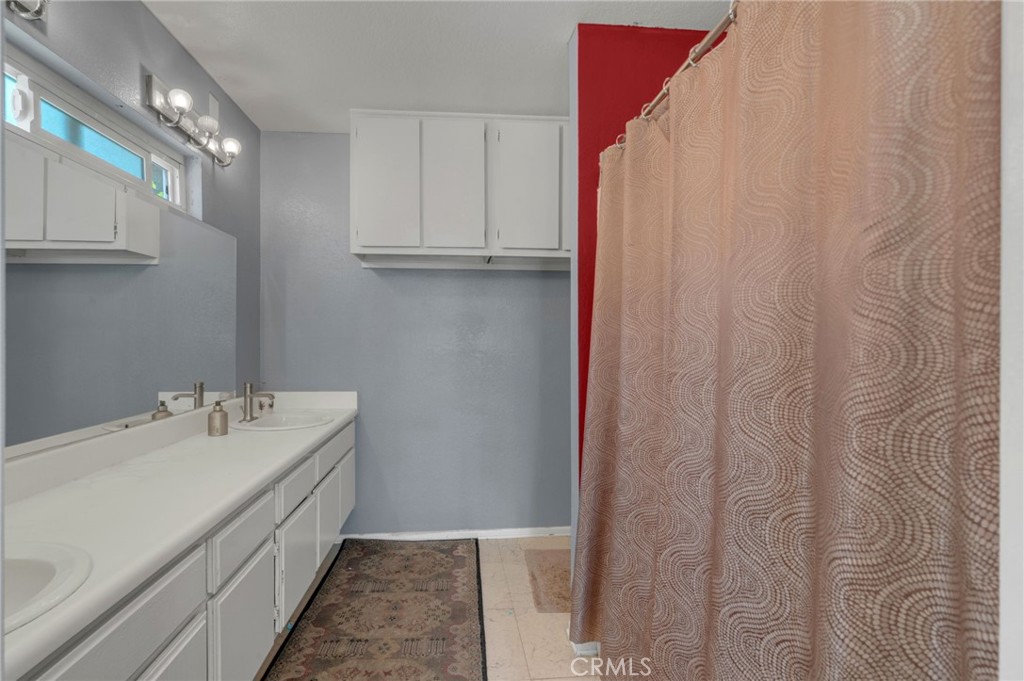 1615 Occidental Property Photo 31