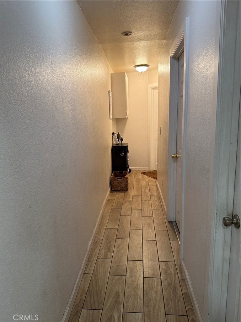 822 W 60th Property Photo 14