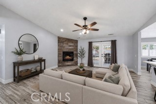 17041 Fairburn Property Photo 9