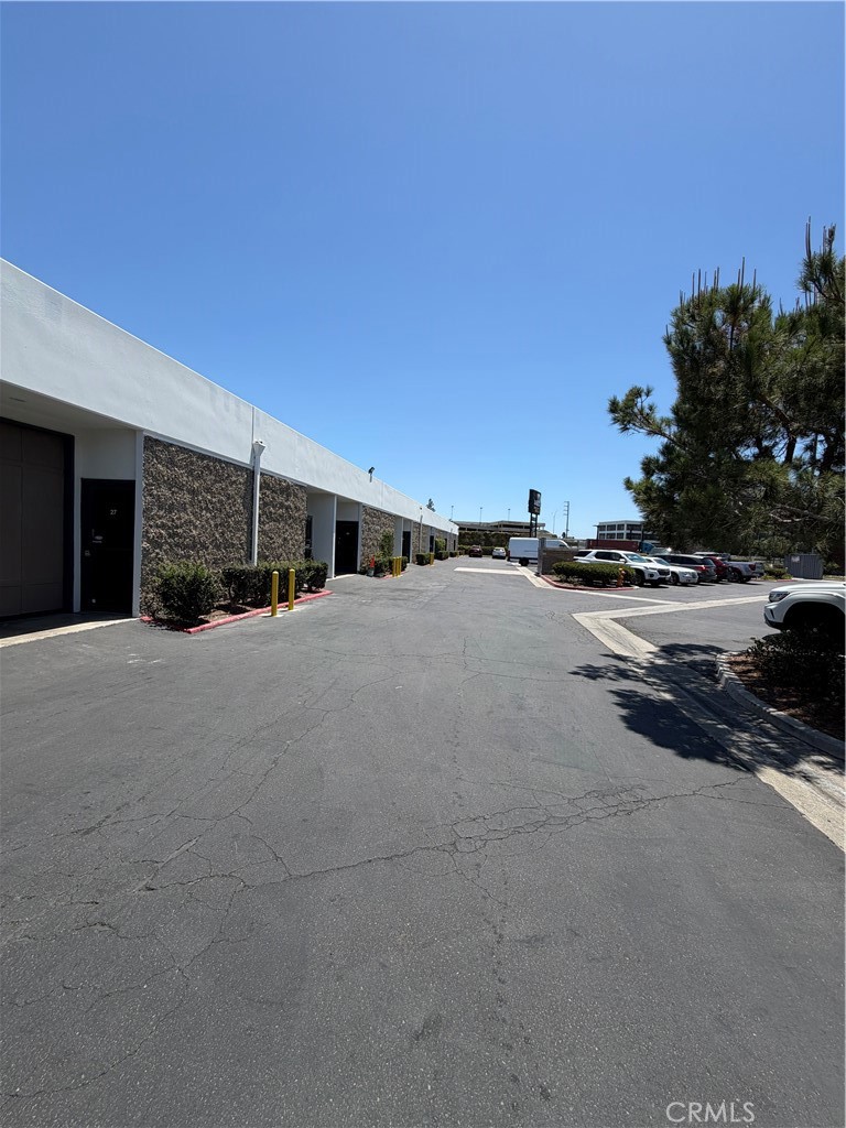 12812 Valley View Street Property Photo 6