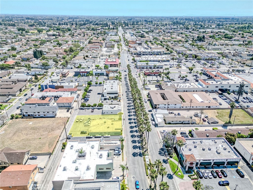 18012 Pioneer Property Photo 19
