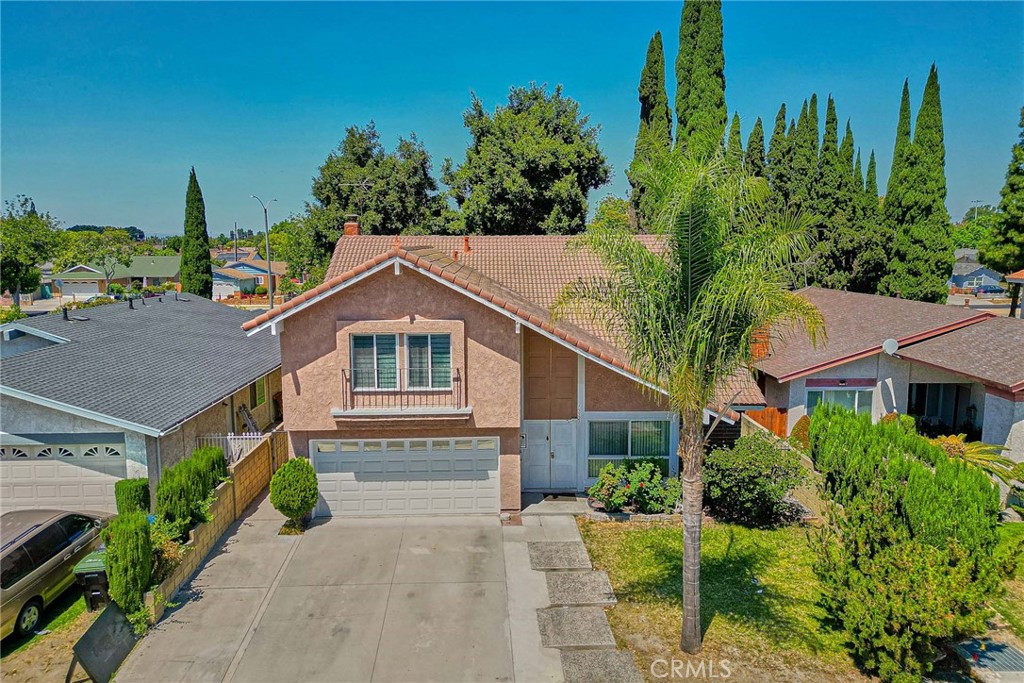 15523 Lancelot Avenue Property Photo 3