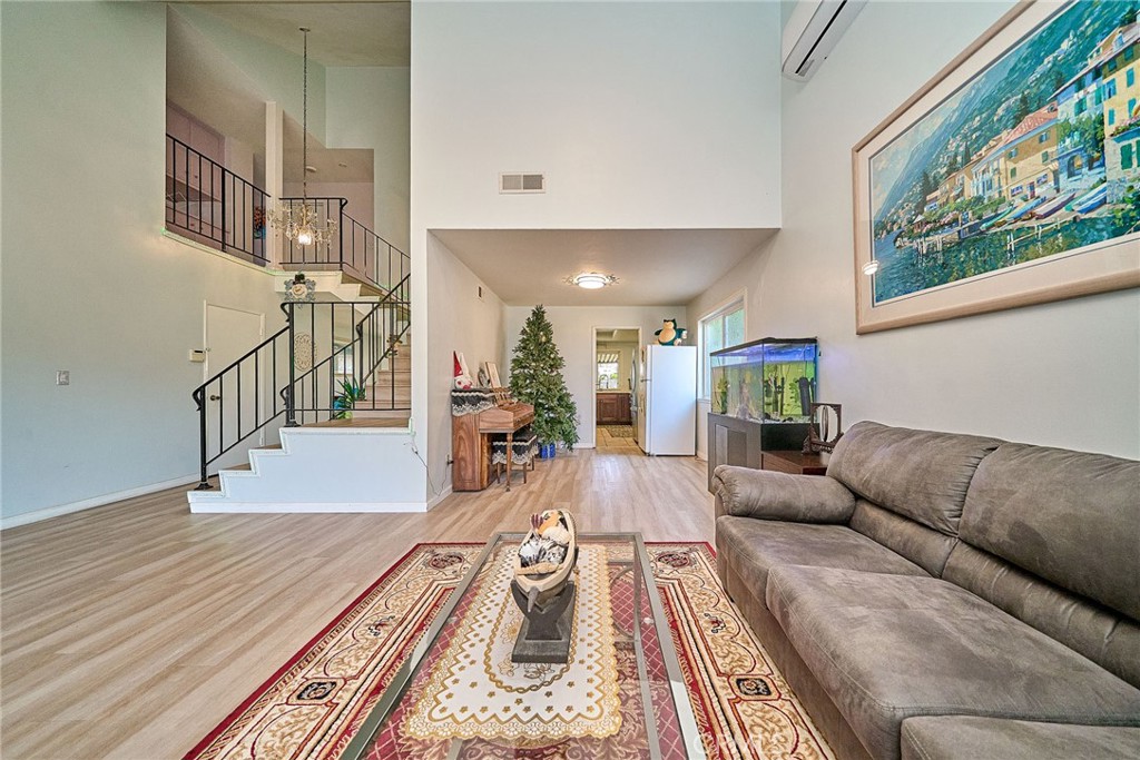 15523 Lancelot Avenue Property Photo 10