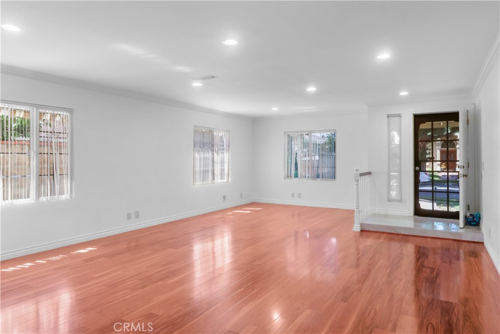 12912 Cantrece Property Photo 6