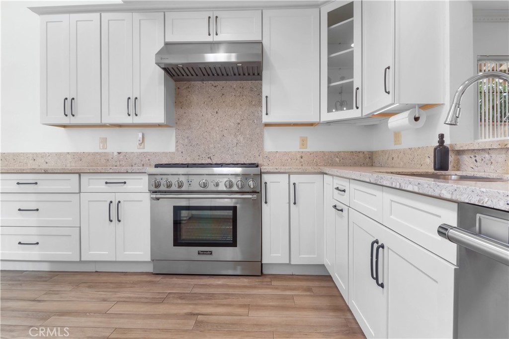 12912 Cantrece Property Photo 10