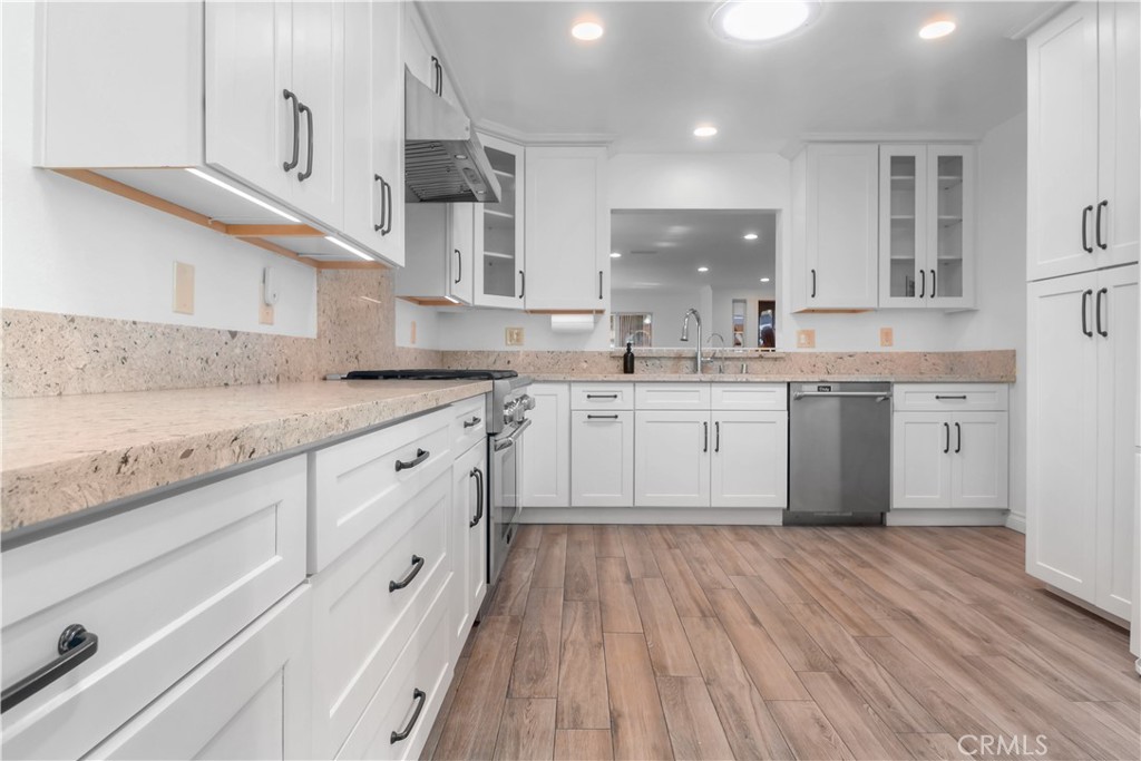 12912 Cantrece Property Photo 11