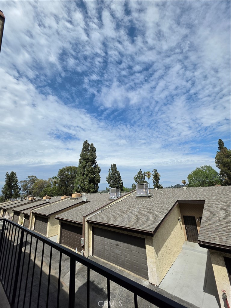 1816 Garvey Avenue E Property Photo 4
