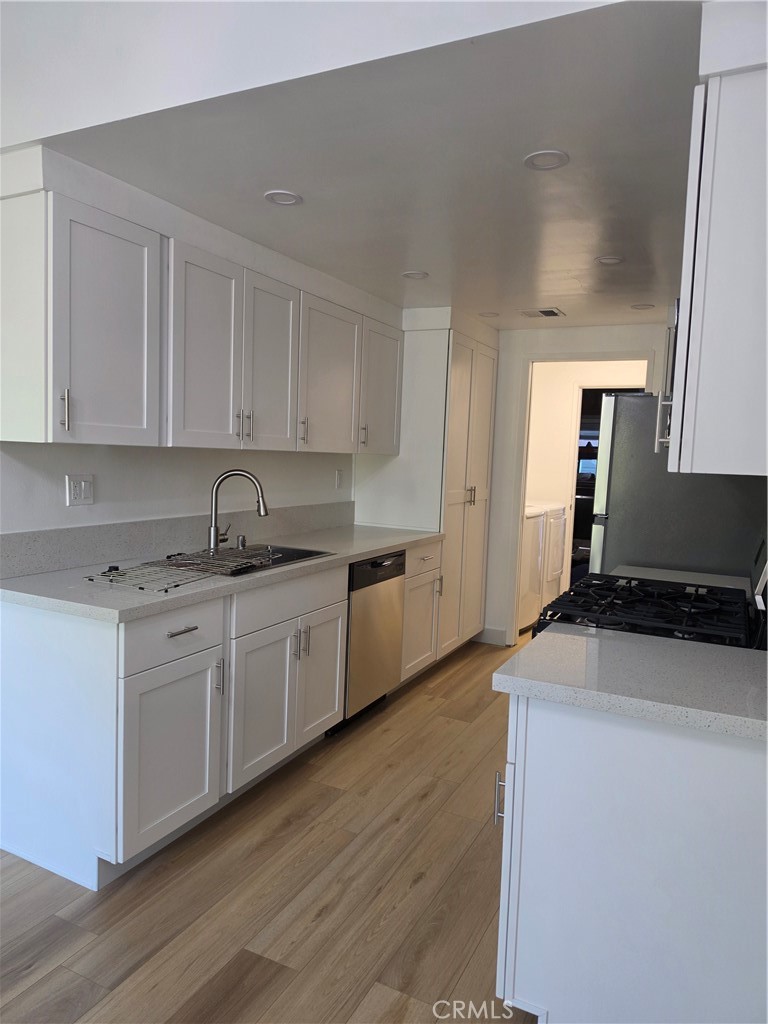 1816 Garvey Avenue E Property Photo 11