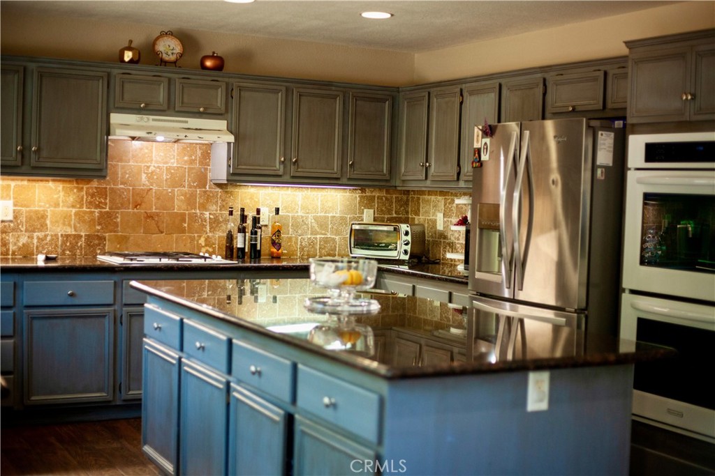 31927 Cypress Glen Court Property Photo 8