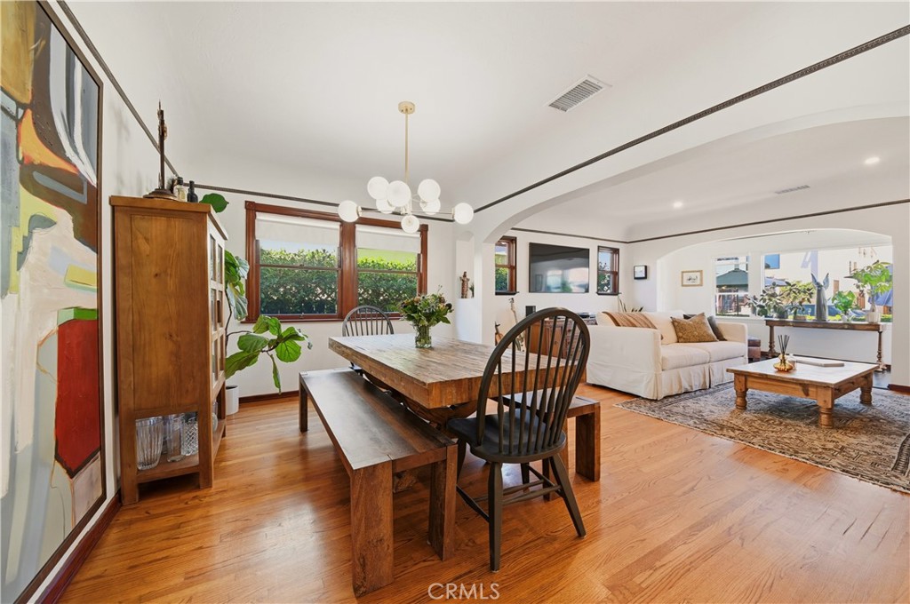209 La Verne Property Photo 17