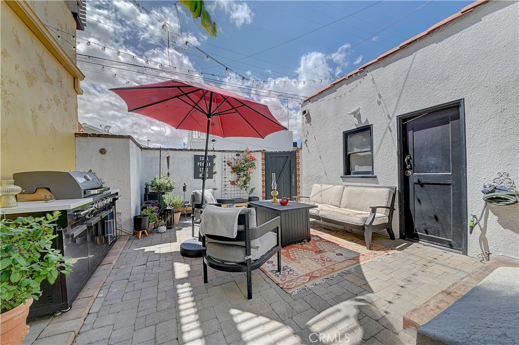 209 La Verne Property Photo 41