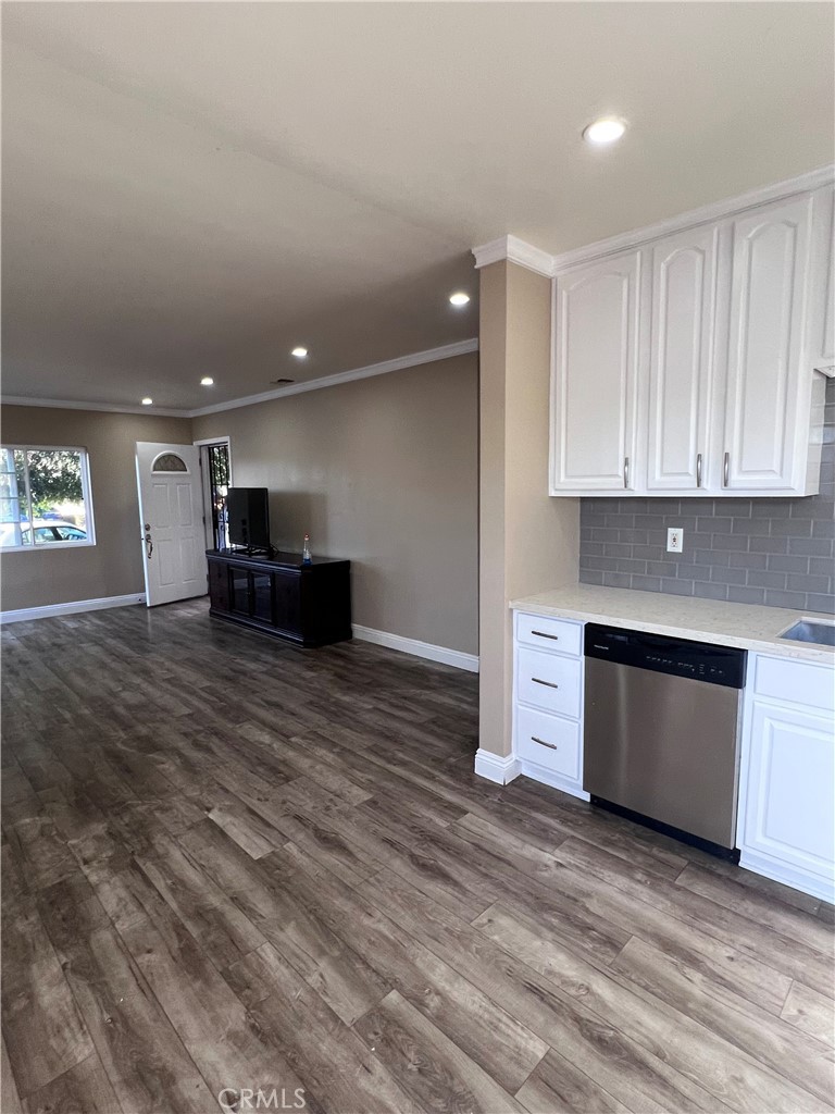 2064 Lomita Park Place Property Photo 3