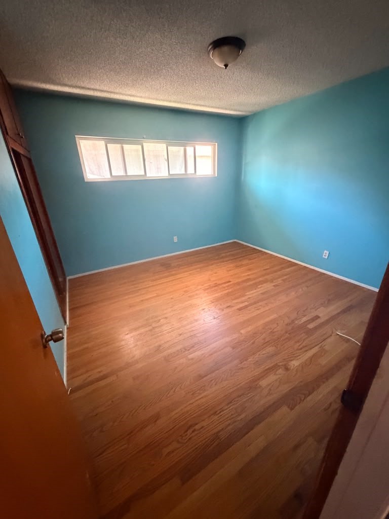 9617 Walnut Property Photo 5
