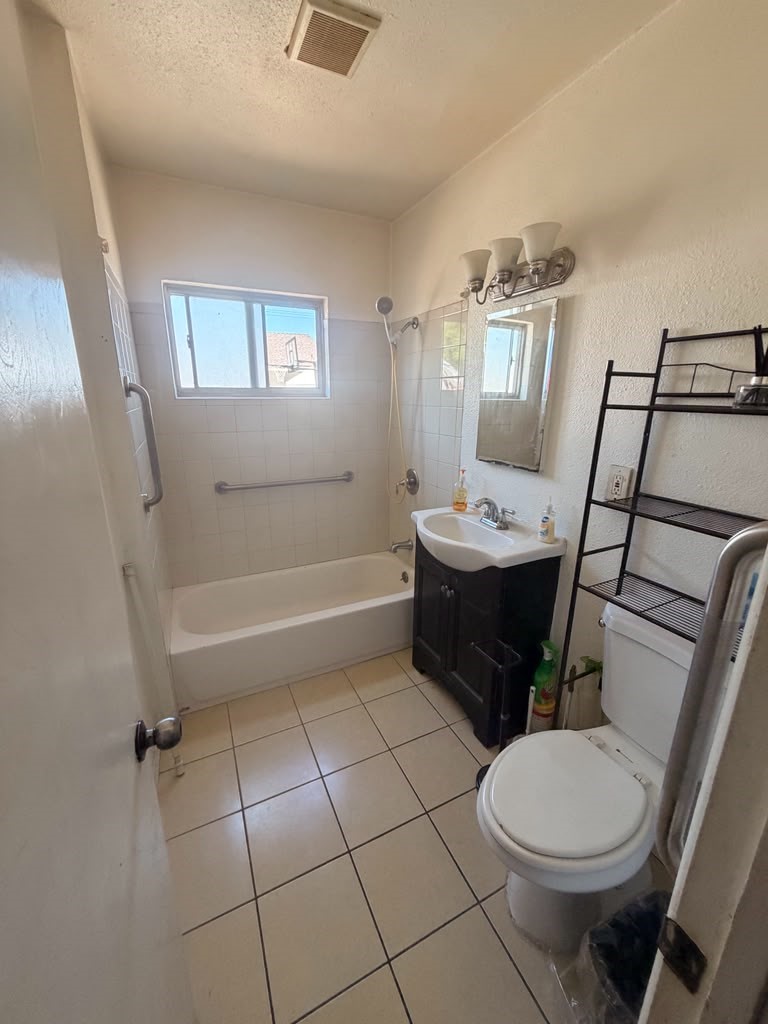 9617 Walnut Property Photo 8