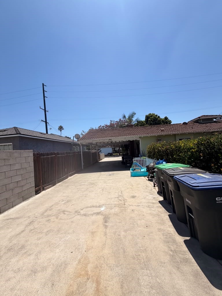 9617 Walnut Property Photo 11