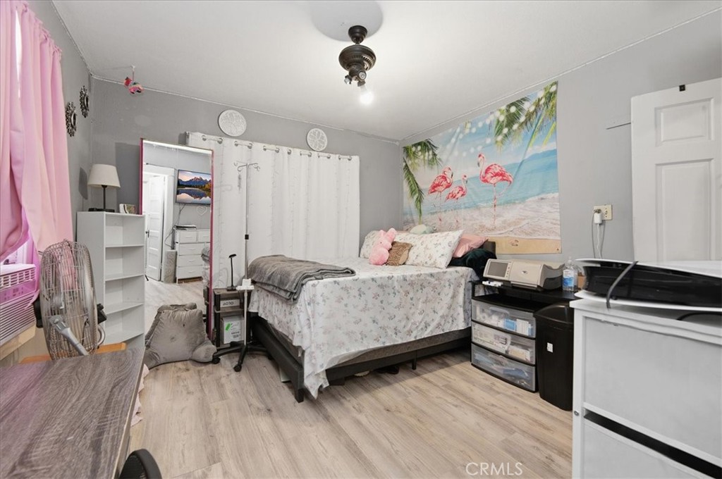 26180 Yale Property Photo 16