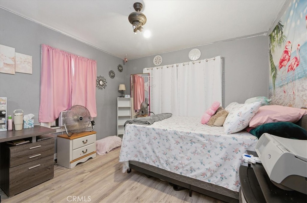 26180 Yale Property Photo 17