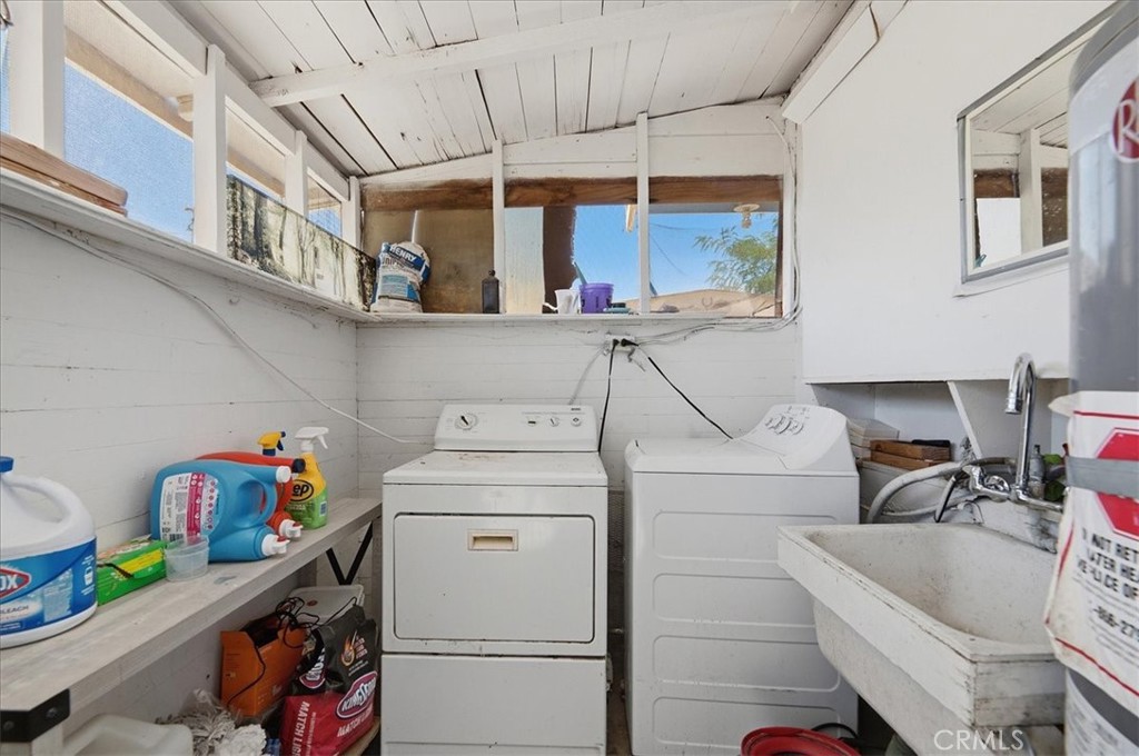 26180 Yale Property Photo 21