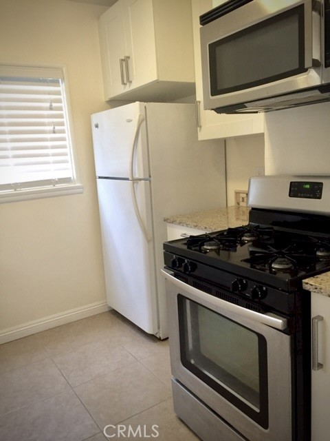1043 Stanley Avenue Property Photo 8