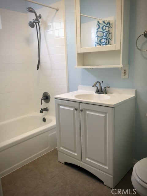 1043 Stanley Avenue Property Photo 11