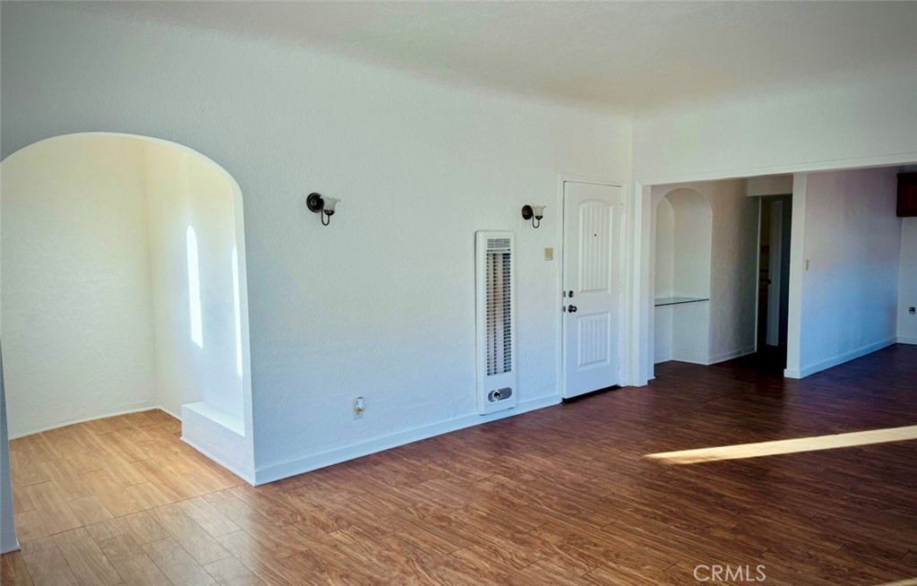 1043 Stanley Avenue Property Photo 13