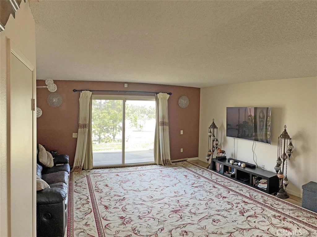 11124 Poblado Property Photo 3