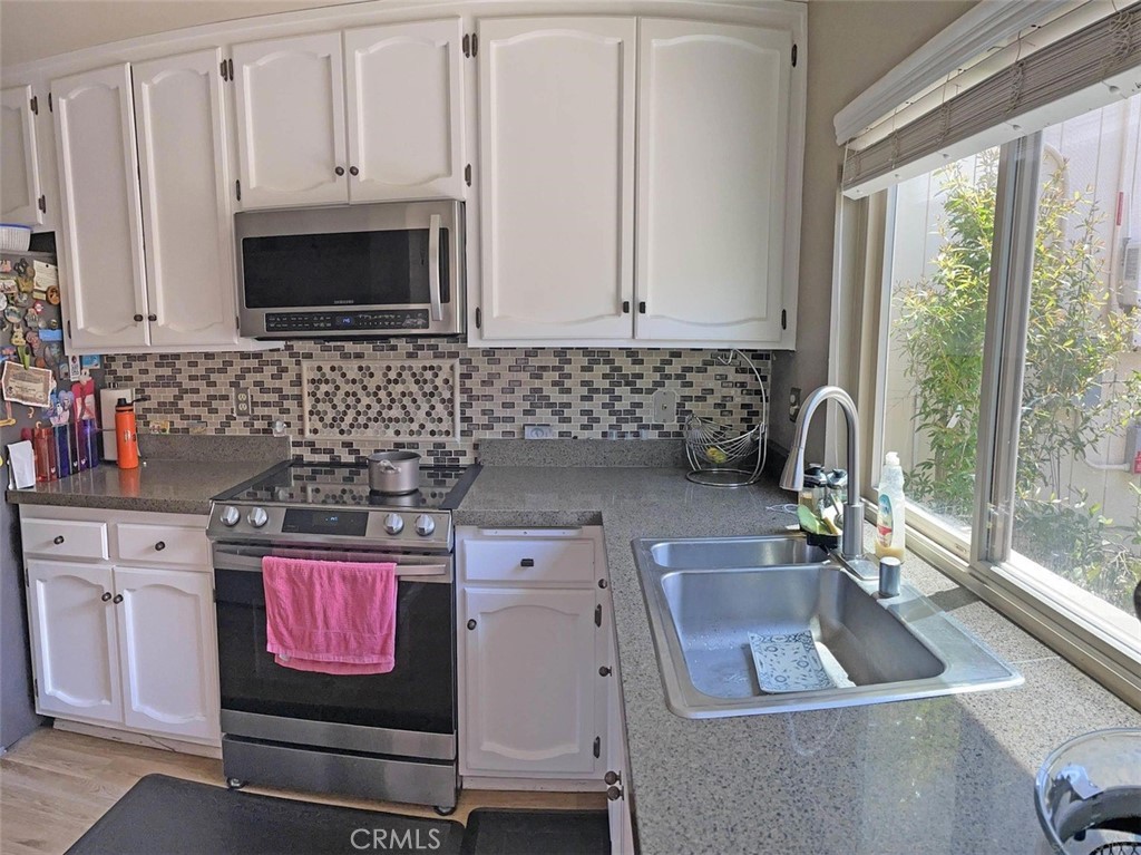 11124 Poblado Property Photo 6