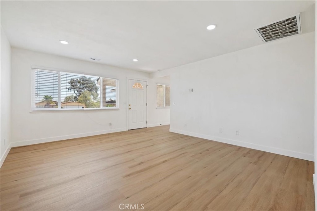 5566 Daisy Property Photo 10