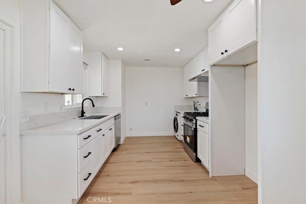 5566 Daisy Property Photo 14