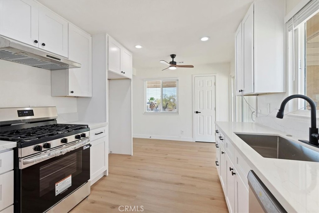 5566 Daisy Property Photo 17