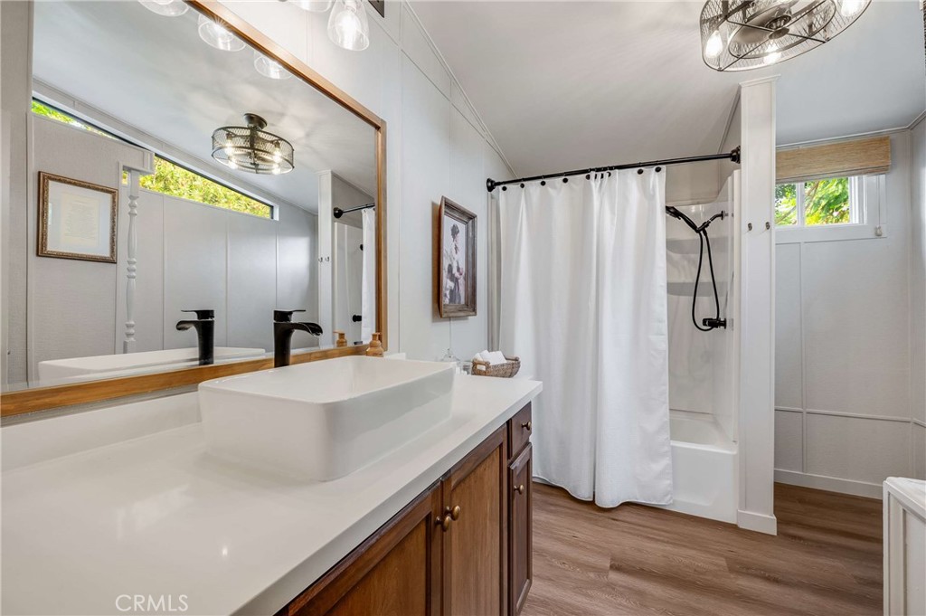 9080 Bloomfield Avenue 8 Property Photo 17