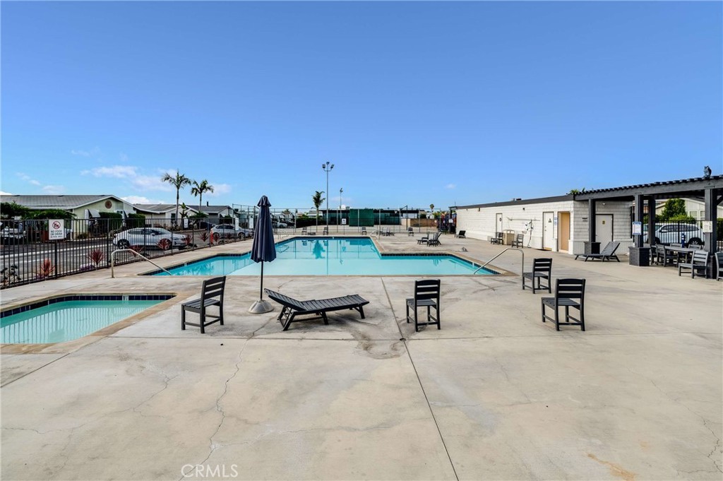9080 Bloomfield Avenue 8 Property Photo 29
