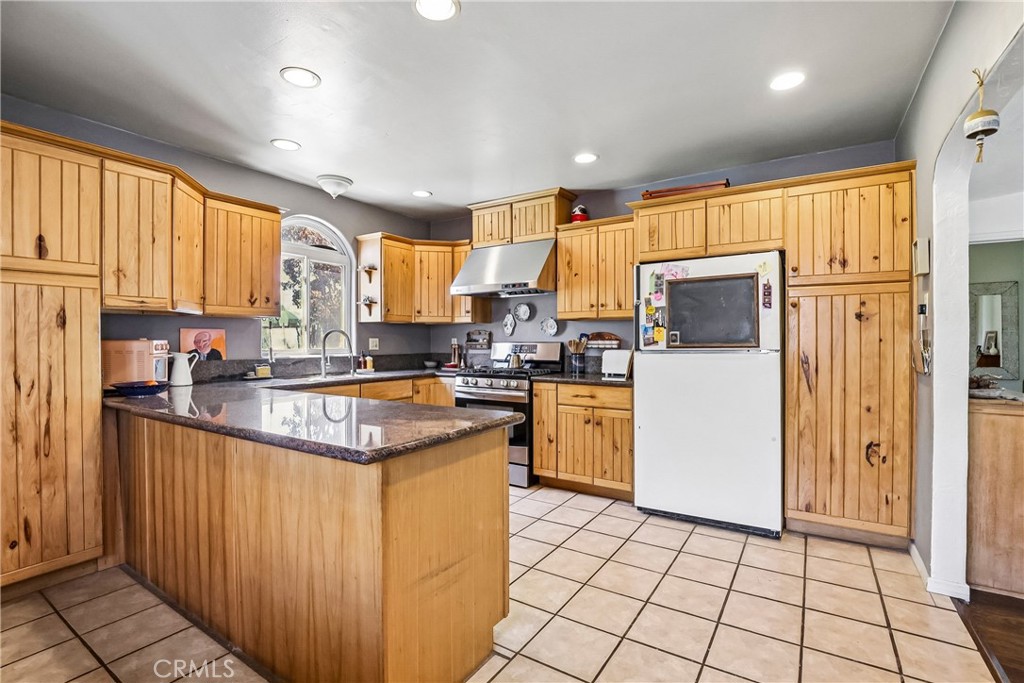 2881 Eucalyptus Property Photo 8