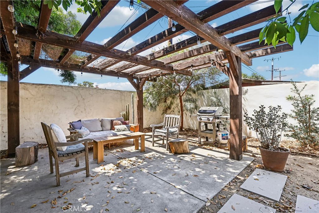 2881 Eucalyptus Property Photo 24
